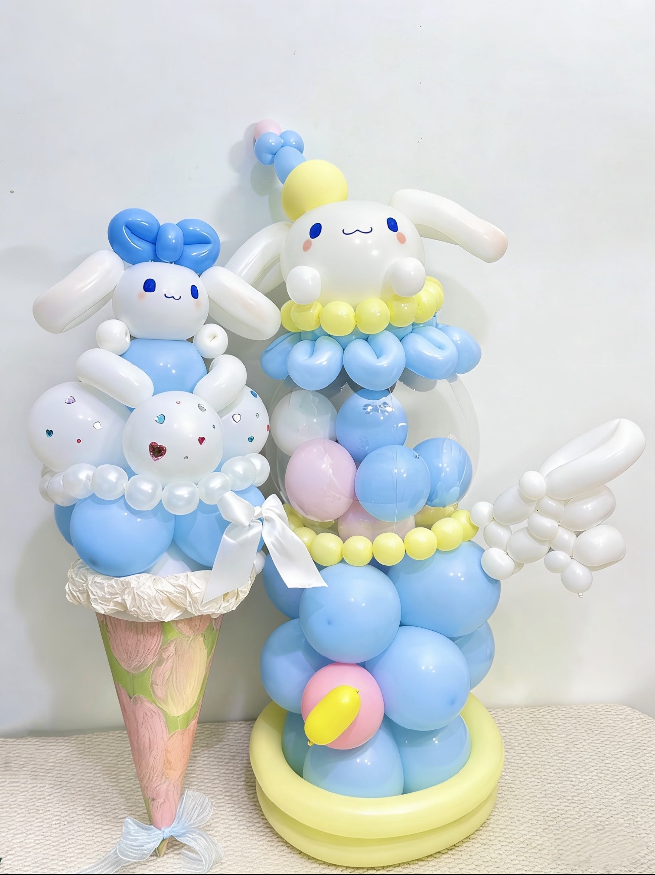Cinnamoroll ice cream balloon stand